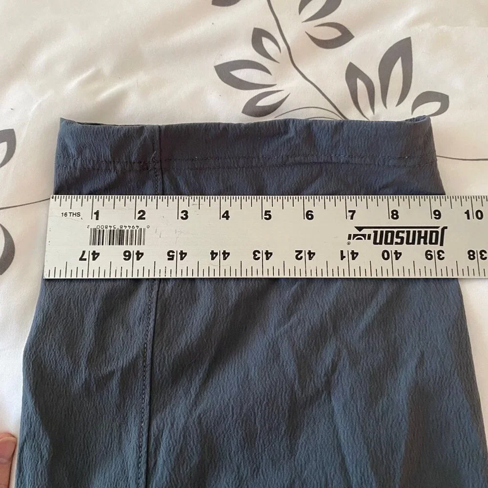 Mountain Hardwear size Women's 10/32 Gray Cargo Stretchy Hiking Outdoors Pants - Picture 6 of 11